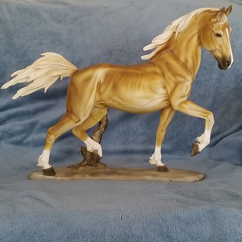 Horse statue
